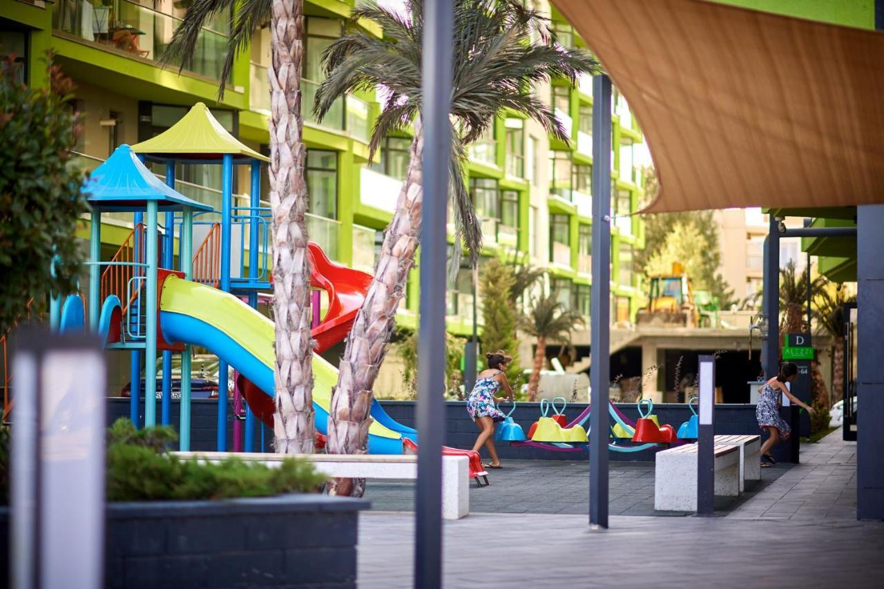 Rusty Sands Apt Spa N Pools Beach Resort นาโวดาริ ภายนอก รูปภาพ